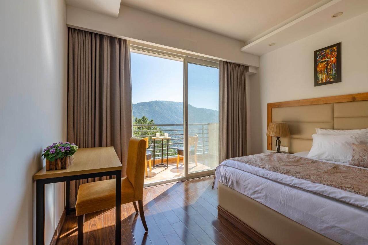 Pine Maderas By Embrace Apartment Kasauli Exterior foto
