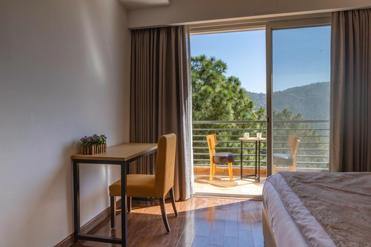 Pine Maderas By Embrace Apartment Kasauli Exterior foto