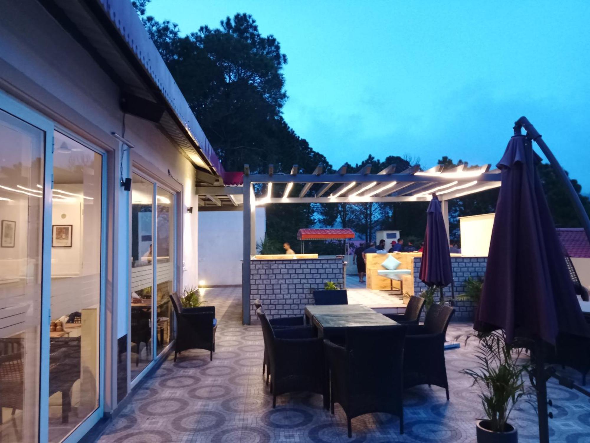 Pine Maderas By Embrace Apartment Kasauli Exterior foto